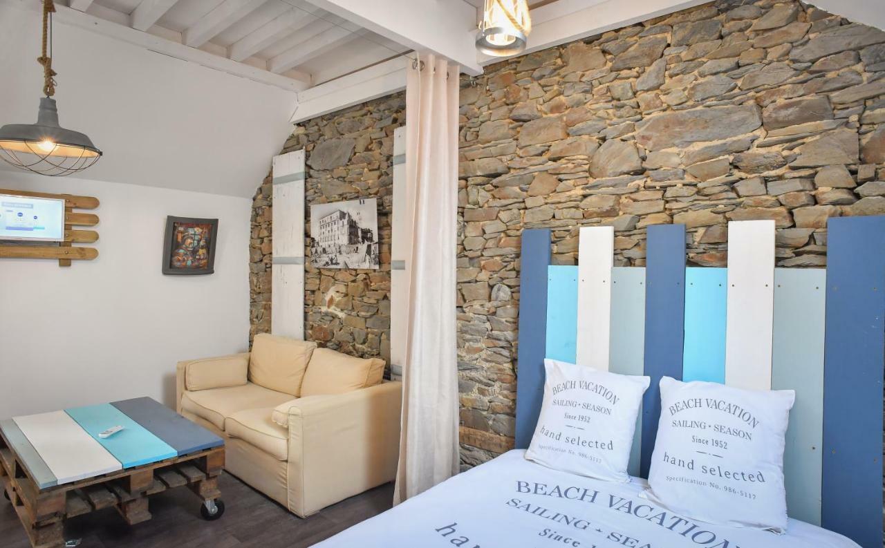 Domaine De La Palombe *